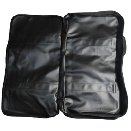 UKAM Unpadded Case with Pocket for Mini Keyboards 32 Notes Compatible with: Casio SA46/SA47, SA-50/SA-51, OQAN QKB32 and KURZWEIL KP10. Dimensions: 47 x 25 x 7 cm, Made in Spain (with