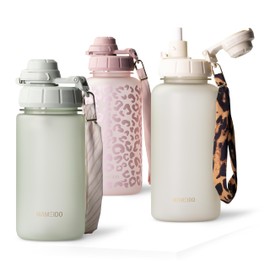 MAMEIDO Children's Water Bottle 500 ml with Straw & Tritan Carry Strap, Leak-Proof Water Bottle, BPA-Free Bottle for Boys and Girls (Desert Sage, 0.5 L)