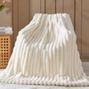 NEWCOSPLAY Faux Fur Throw Blanket Ivory 3D Ribbed Plush Thick