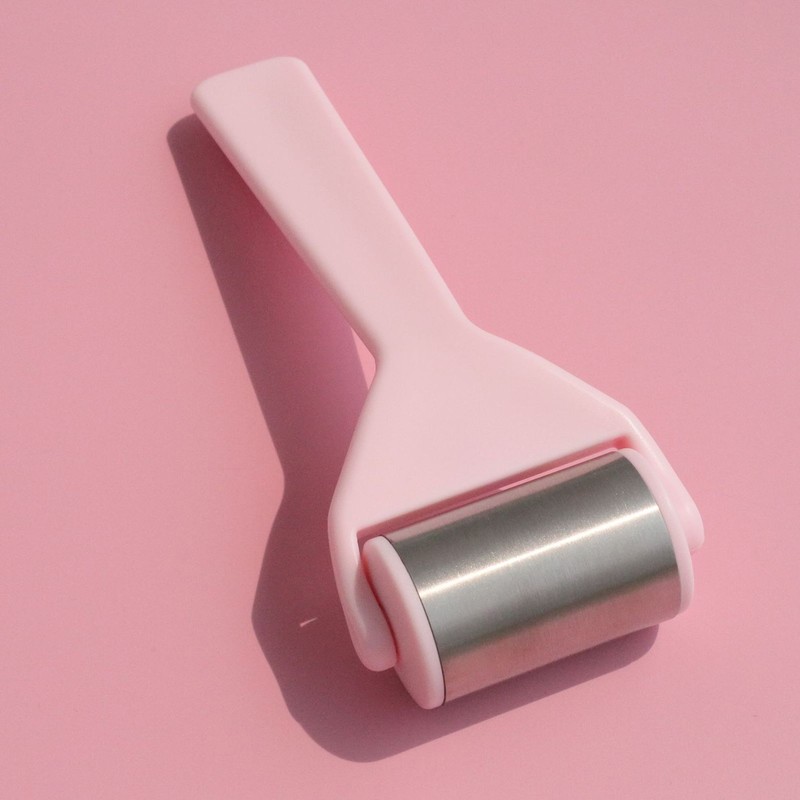 Ice Roller Massager Stainless Steel Portable Face Eye Massage Beauty