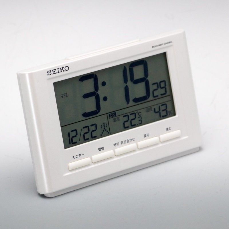 セイコー クロック 目覚まし時計 快適環境NAVI 電波 デジタル カレンダー 温度 湿度 表示