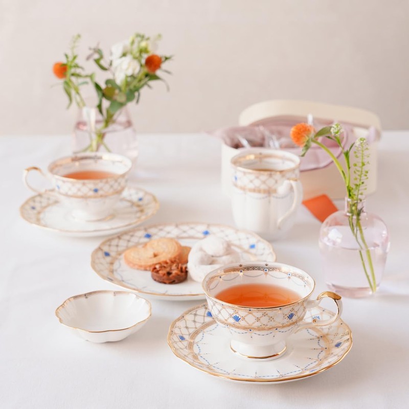 Narumi 52476-6792 Primadonna Cup and Saucer, 7.4 fl oz (210