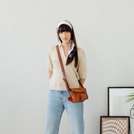 Berliner Bags Vintage Leder-Umhängetasche Malta, kleine Crossbody Schultertasche Handtasche für Damen – Braun