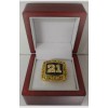 Roberto Clemente - Pittsburgh Pirates Commemorative Ring With Wooden Display
