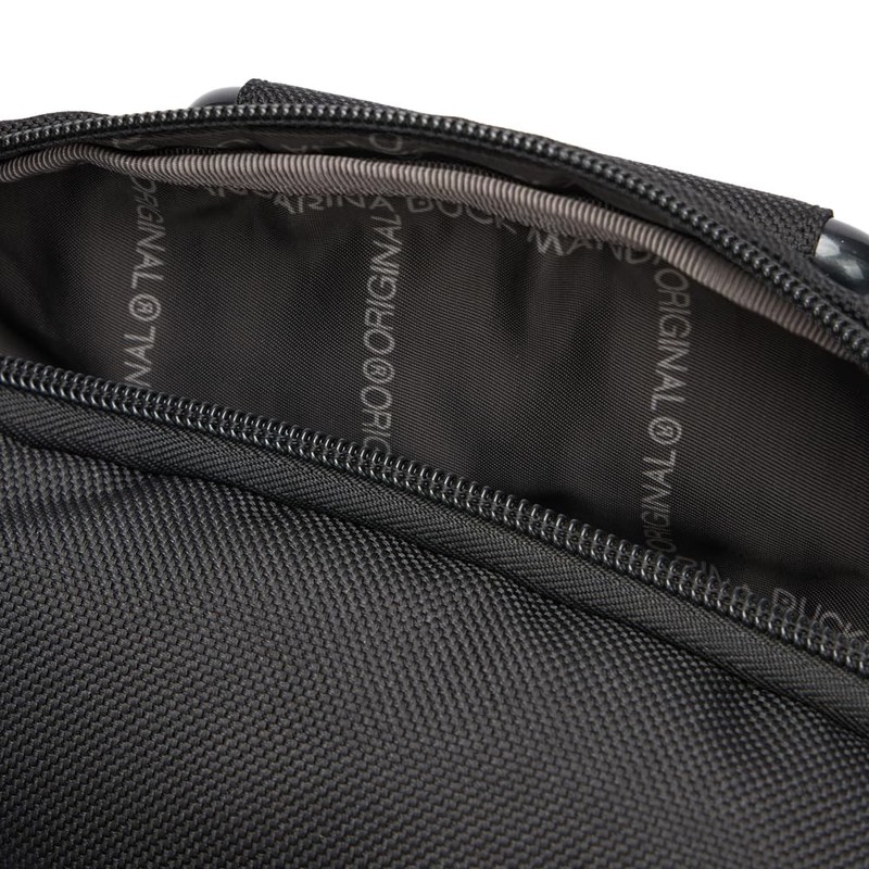 Mandarina Duck Women MD20 Backpack, Black, One Size