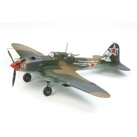 TAMIYA TAM61113 300061113-0.075 WWII Rus. Ilyushin LI-2 Shturmovik