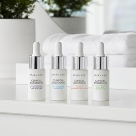 MARY KAY Concentrado HA + Ceramida para la Humectación Clinical Solutions