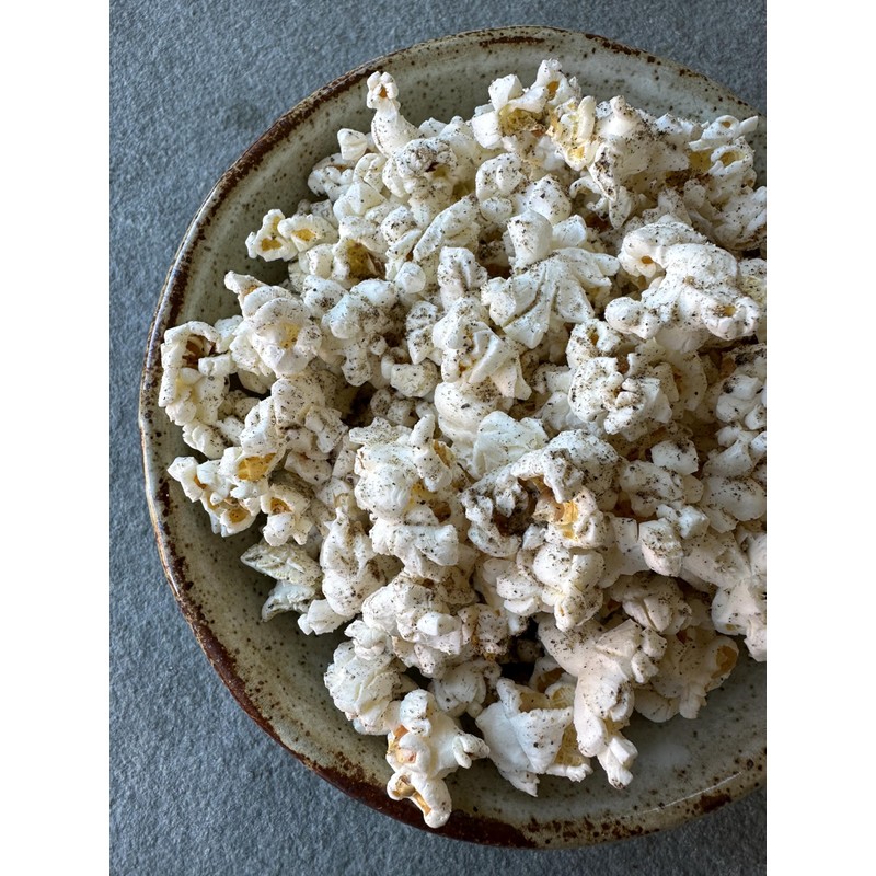 Regalis Microwavable Black Truffle Popcorn, Non-GMO Kernels, Real Black European