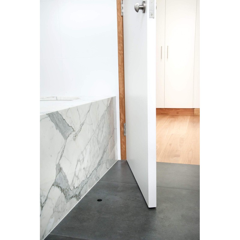 RICHELIEU 67FSWHR Magnetic Fantom, White, 5.18 lbs Door Stop
