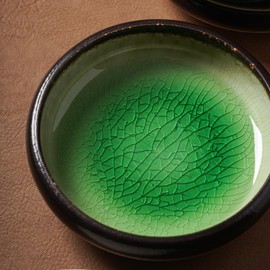 Uaral Japanese Salad Plate,Plates and Bowls Set,Stoneware Dish Set,Appetizer Plates Set of 4,5.5inch,14oz(Crack Green)