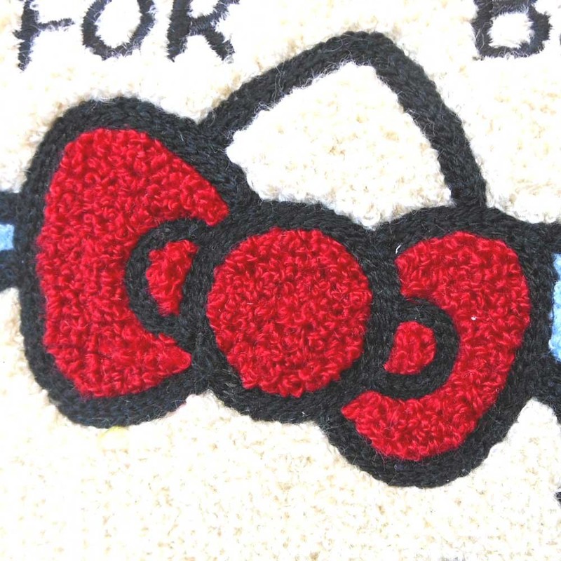 アルディ HelloKitty ハローキティ サガラ刺繍 もこもこパイル地ポーチ/クラッチバッグ 約27×17.5cm HKP4-1・ブレックファースト