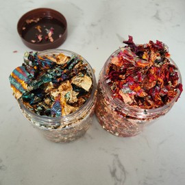 JINRUISI Gilding Flakes Variegated Gold Foils Leaf Flakes Gilding Craft Paper Decoration Art Supplies (Gold Green and Autumn Leaves)
