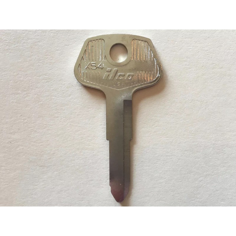 Ilco ONE Mitsubishi Jeep key blank. Correct OEM length why