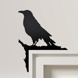 dryelves Raven Wall Decor for Door Corner - Halloween Gothic Door Corner Statue with Viking Motif, Norse Inspired Crow Statue for Indoor Halloween Goth Decor & Witchy Garden​
