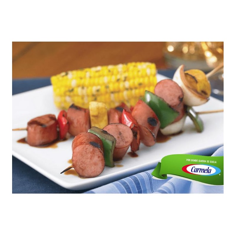 Carmela Chicken Vienna Sausage in Chicken Broth, Natural Smoke Flavor,