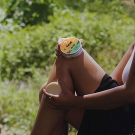 NANAH Repelente Natural en Barra con Aceite de Romero y Citronela I Protección contra los Mosquitos y Garrapatas I Sin DEET I Sin Plástico, Ecológico, Biodegradable y Vegano I 80 gr.