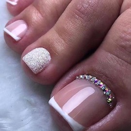 RUPOFUZA Press-on Toenails - Short Nail Press-ons with Glitter & Rhinestone Designs, White French Tip Toe Nails for Women - 24 Pcs