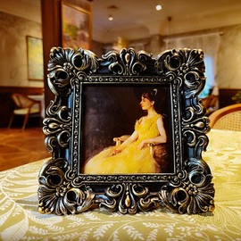 CISOO 4x4 Vintage Small Picture Frame, Antique Ornate Black and Gold Square Photo Frame, for Table Top and Wall Display, Decorative Floral Design Retro Home Decor, Photo Gallery Art