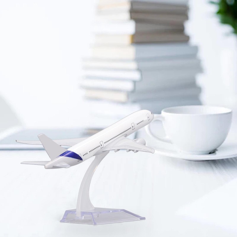 787 Airplane Model Alloy Home Decoration Precise Details Simulated Aircraft