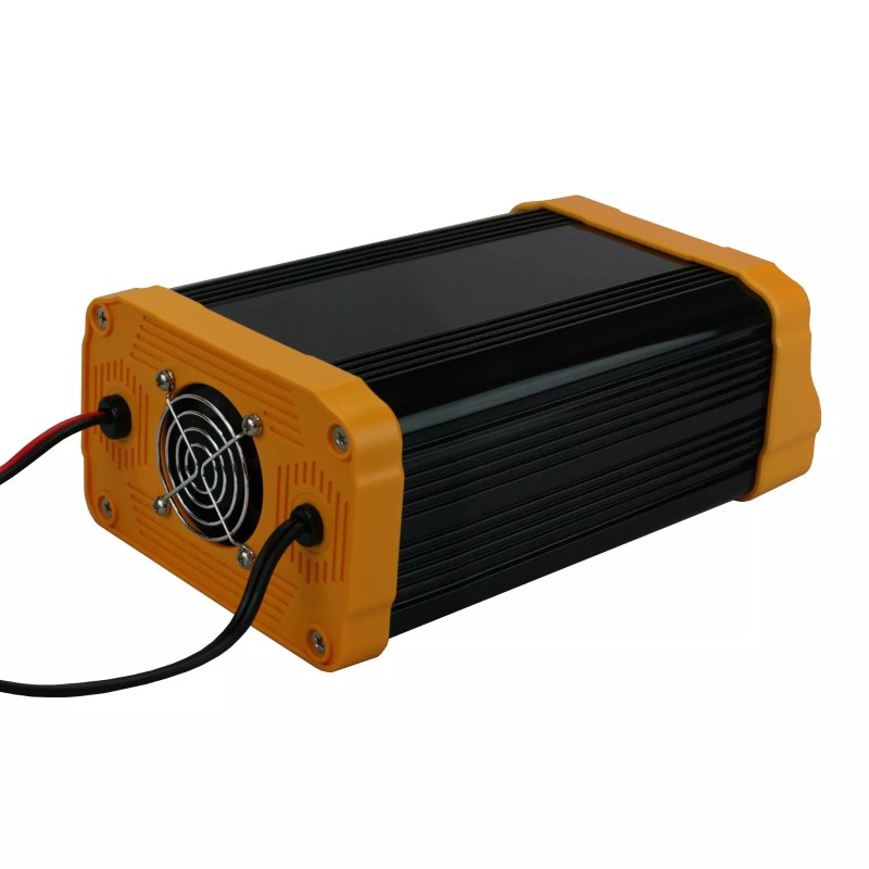 Banshee 12V/20A 24V/10A Automatic Battery Charger, with LCD Display &