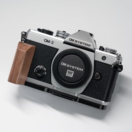 Iborrys-Compatible OM SYSTEM / Olympus OM-3 Camera Dedicated L-Shape Quick Release Plate · Retro Real Wood Handle · Premium Wood Grip · Arca Standard Specification (Walnut Chalkboard)