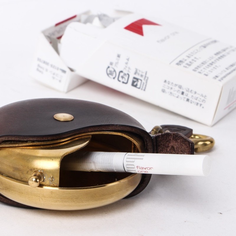 Cramp Portable Ashtray, Butt Holder, Leather, Brass, Stylish, Men's Key