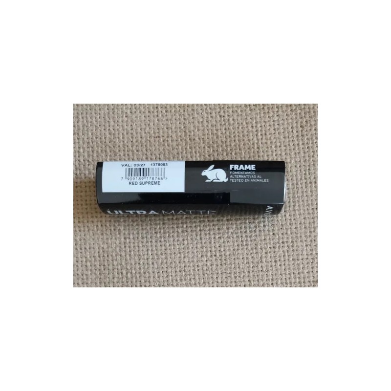 Avon Lápiz Labial Ultra Matte Color Red Supreme 3.6 Gr.