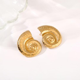 Seashell Earrings for Women,14k Gold shell Studs Earrings Boho Ocean Shell Earrings Trendy Chunky Statement Beach Earrings Summer Jewelry Gifts