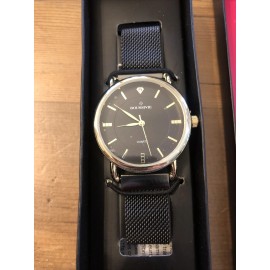 Boussive Magnetic Strap Black Watch Black Face Gold Trim Quartz New In Gift Box