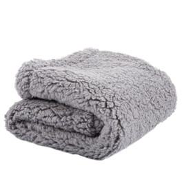 GRIRIW Luxurious Pet Blanket Soft Lambskin Mat for Dogs Winter Comfort Blanket for Pups