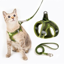 Cat Harness and Leash Set, Step-in Escape Proof Adjustable Vest Harness for Small Medium Large Cats, Lightweight Soft Breathable Reflective Kitten Harness for Walking Travel, Camping(Green, S)