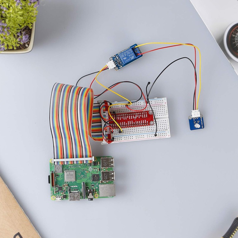SunFounder Relay Module Compatible with Arduino and Raspberry Pi 5V