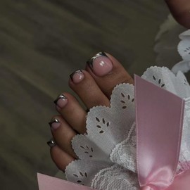 Silvery French Tip Press on Toenails Short Fake Toenails Full Cover Nude Pink False Toenails for Women Square Stick on Toenails Glue on Toenails Summer Toenails Manicure Kit