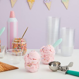 Juvale 50 Pack 8 oz Clear Plastic Cups with Dome Lids for Dessert, Small Containers for Ice Cream Sundae, Parfait