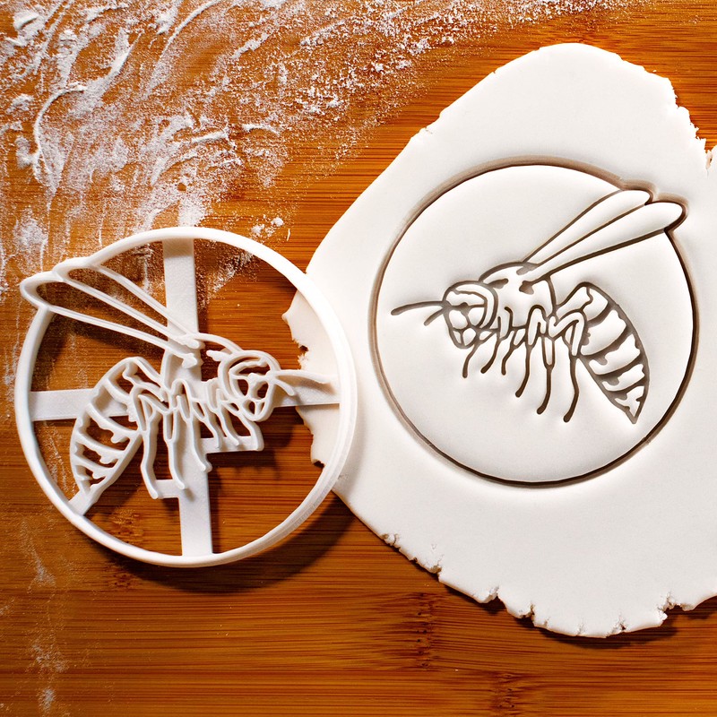 Wasp Cookie Cutter 1 Piece