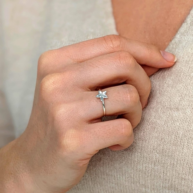 Silverly Women's 925 Sterling Silver Small Azelie Flower Stackable Ring