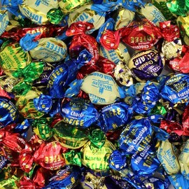 Assorted Toffees & Eclairs 500g Sweet Pouch