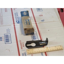 Ford NOS Ford 1960-62 Galaxie Fairlane Starliner Air Cleaner BRACE X1 COAE-9663-A