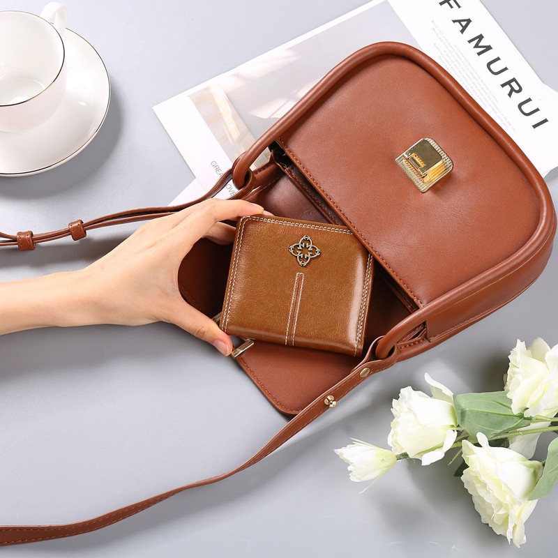LEEXTON Women's Small Purse with RFID Protection, Mini Short Purse
