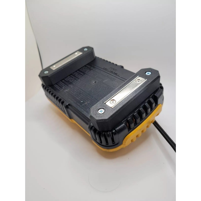 DEWALT Magnetic Charger Mount, Fits models DCB1106 & DCB118 12V,