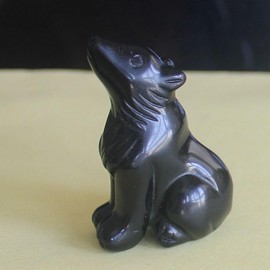 HLbshi Hand Carved Gemstone Crystal Wolf Figurine Animal Statue Carving Office Home Decor Collections 2'' (Black Obsidian)