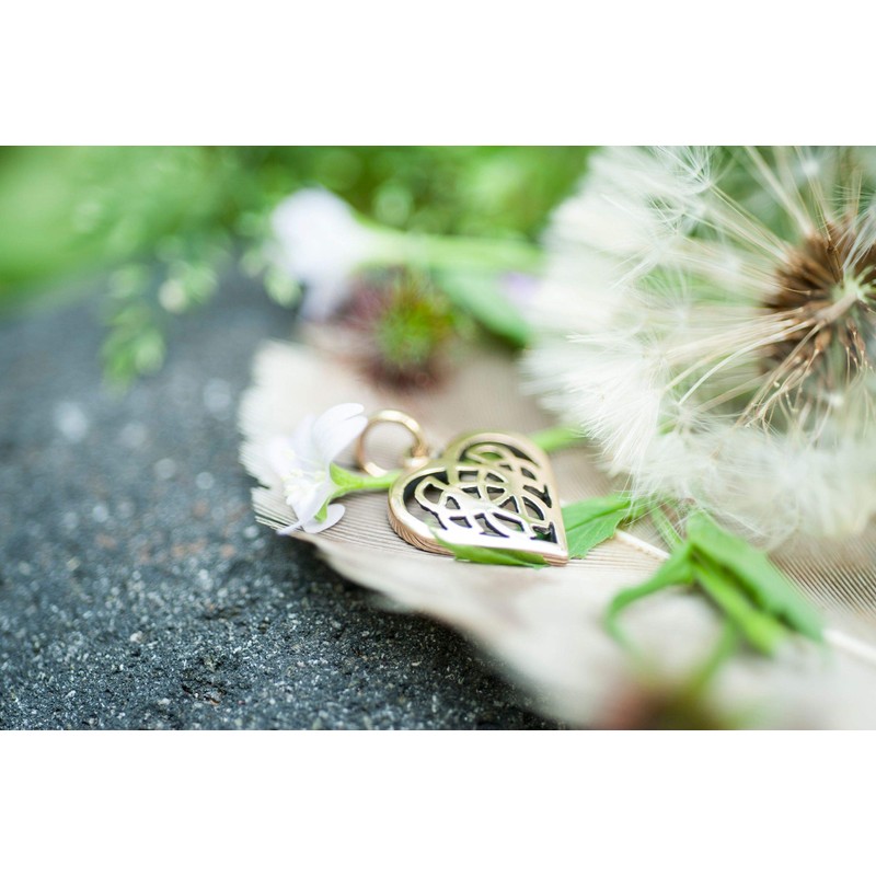 Windalf Pendant Amina Height: 2.1 cm Celtic Heart Elegant Bronze,