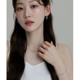 Gold&Deer 14KGP point line necklace white gold / 골드앤디어 14KGP 포인트 라인 목걸이 화이트골드