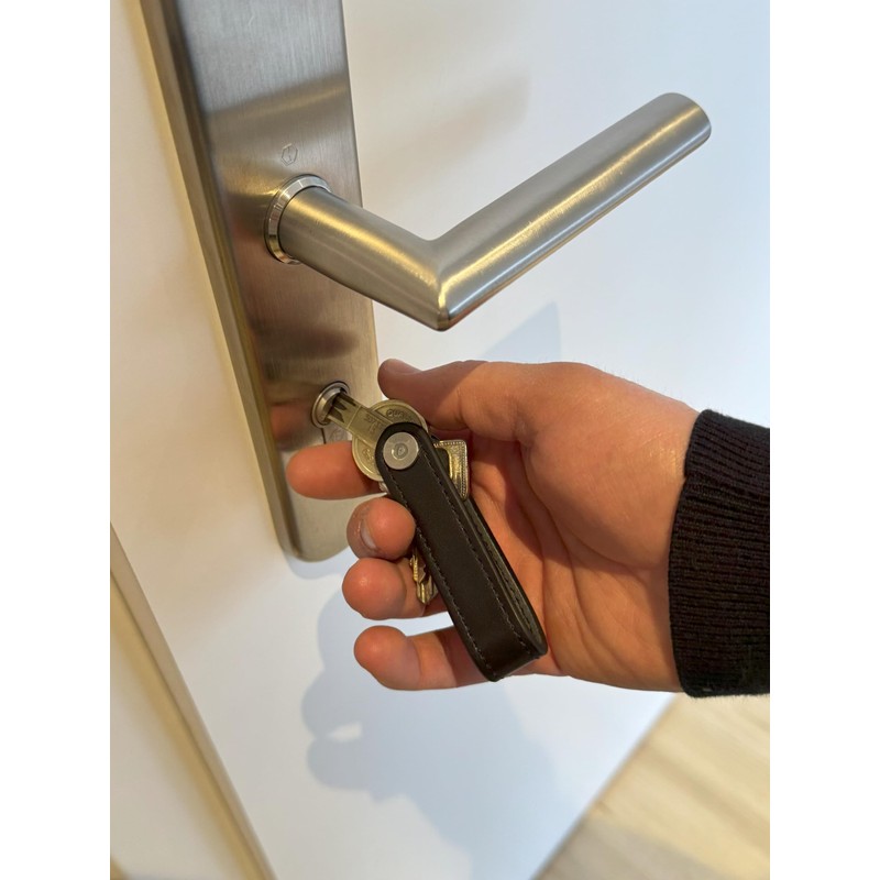 SONA Key Organizer PU Leather Key Case Compact Space Saving