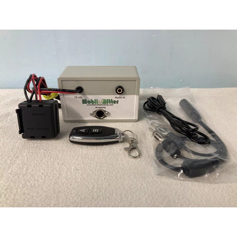 Retro Radio Shop Car AM Transmitter/Bl - Aux, Bluetooth &