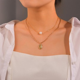 Allereya Vintage Layered Pearl Shell Pendant Necklace Puka Shell Choker Necklace Sea Kauri Necklace Gold Pearl Choker Necklace Jewellery for Women and Girls, Zinc, No Gemstone