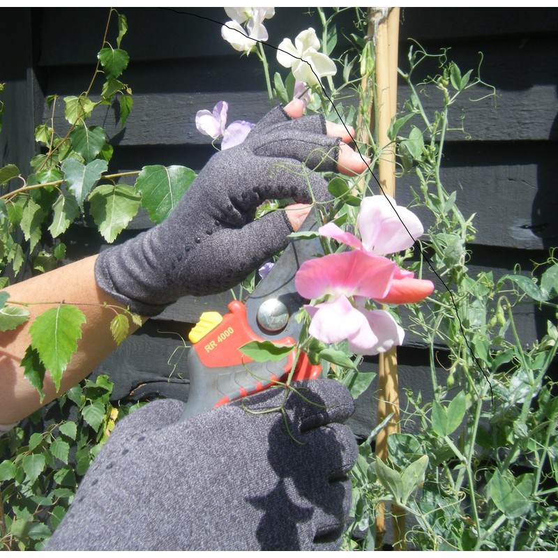 Fortuna: Multipurpose Activity Gloves [Properties: Grip, Warmth, Compression] [Uses: Sport,