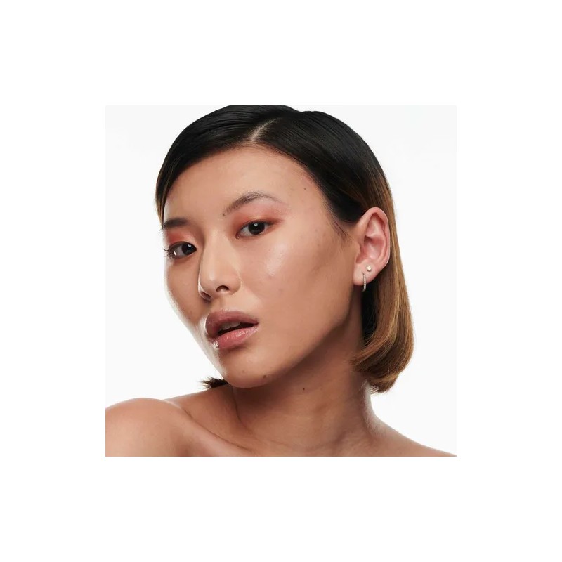 Base De Maquillaje Líquida Mac Studio Radiance Serum Tono NC18