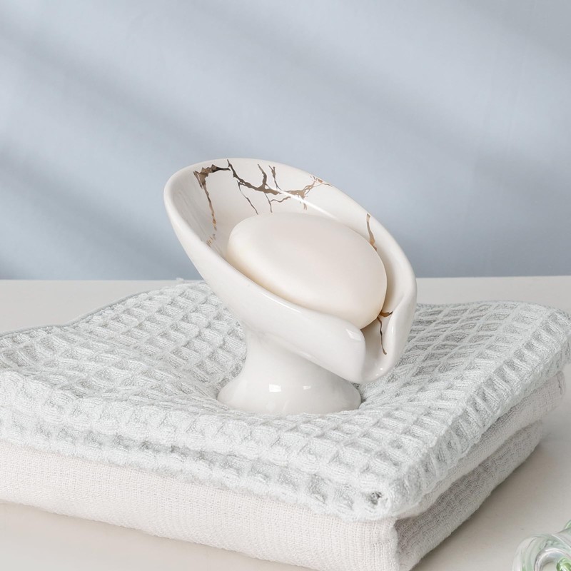 Soap Dish, Soap Holder Self Draining Leaf Shape Soap Dishes,