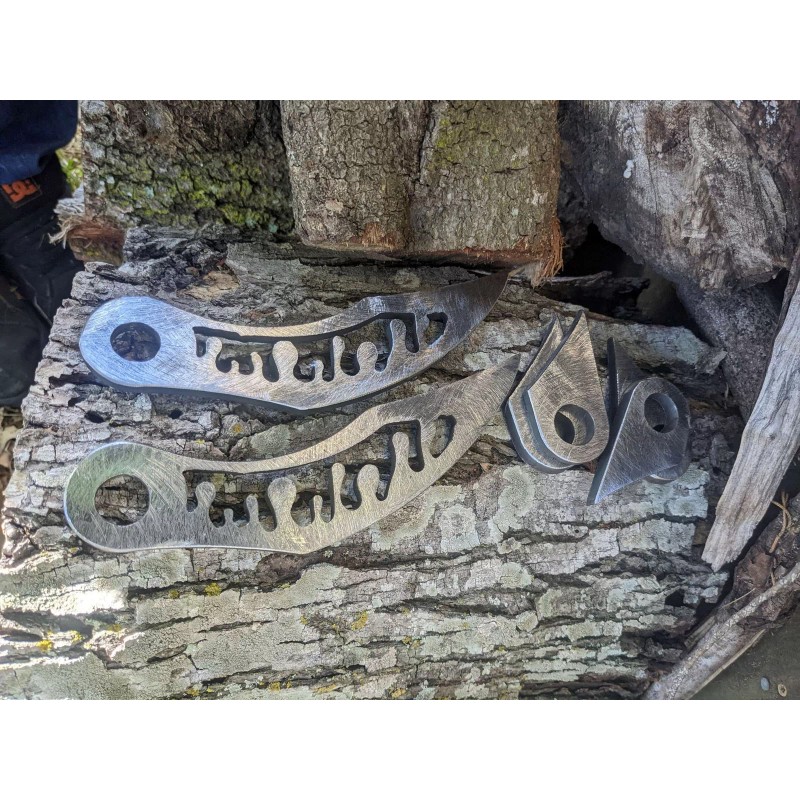 custom bbq pit, custom smoker, offset smoker Drip hinges